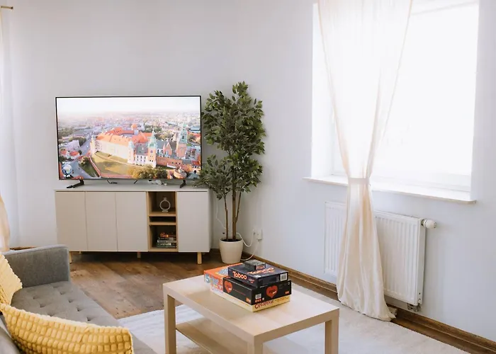 Modern | 6 Guests, Parking/tram *