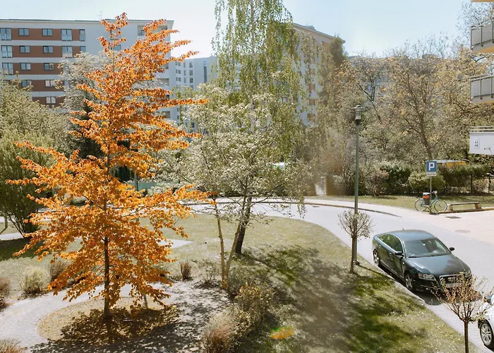 Modern | 6 Guests, Parking/tram