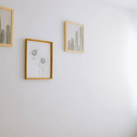 Modern | 6 Guests, Parking/tram