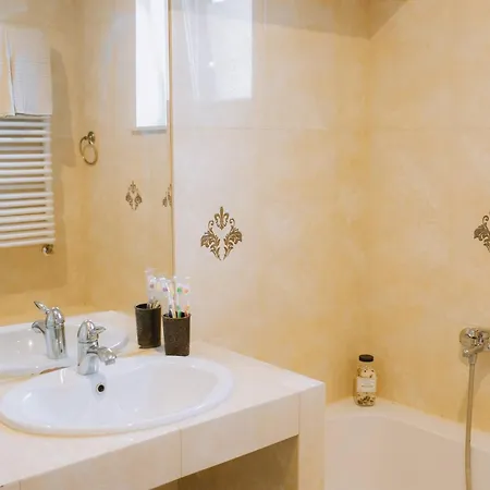 Modern | 6 Guests, Parking/tram Appartamento *