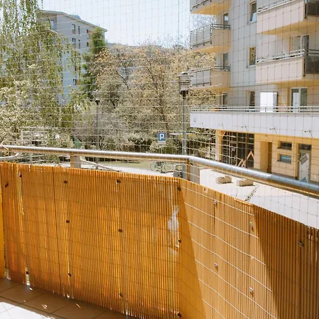 Modern | 6 Guests, Parking/tram Appartement Cracovie