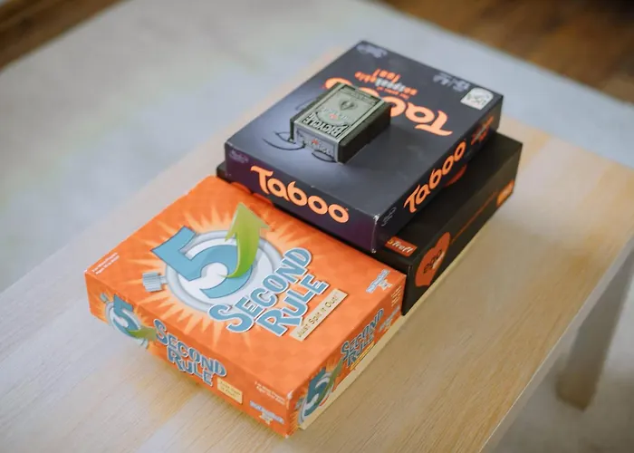 Modern | 6 Guests, Parking/tram Apartment Krakow