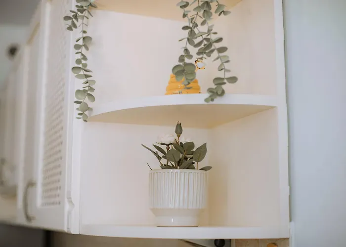 Modern | 6 Guests, Parking/tram