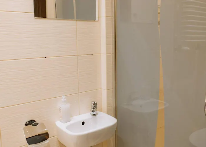 Modern | 6 Guests, Parking/tram Appartamento Cracovia